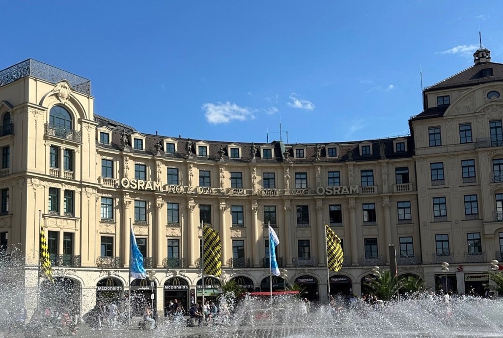 Your Ultimate Munich Guide: Affordable Stays, Iconic Sights, and Local&nbsp;Eats